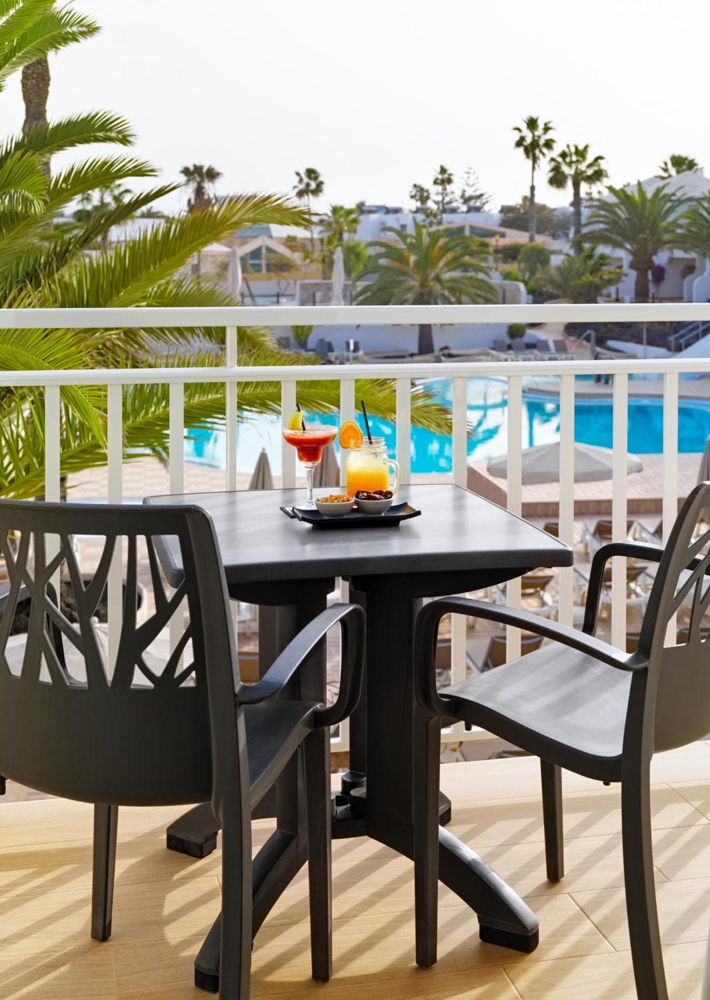 Junior Suite with Pool View (2 Adults),1226267633:JPEG