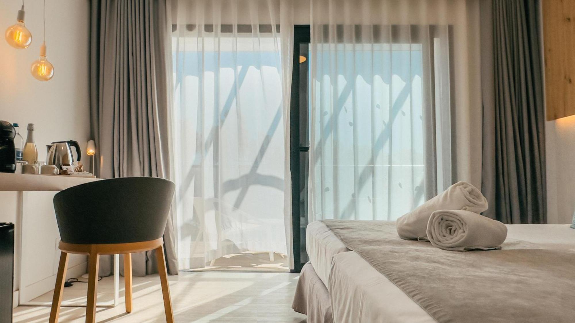 Standard Double Room,1756507616:JPEG